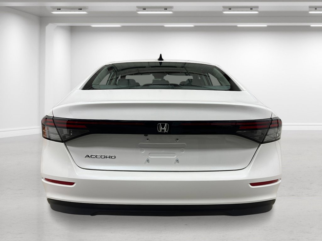 2025 Honda Accord SE photo 2