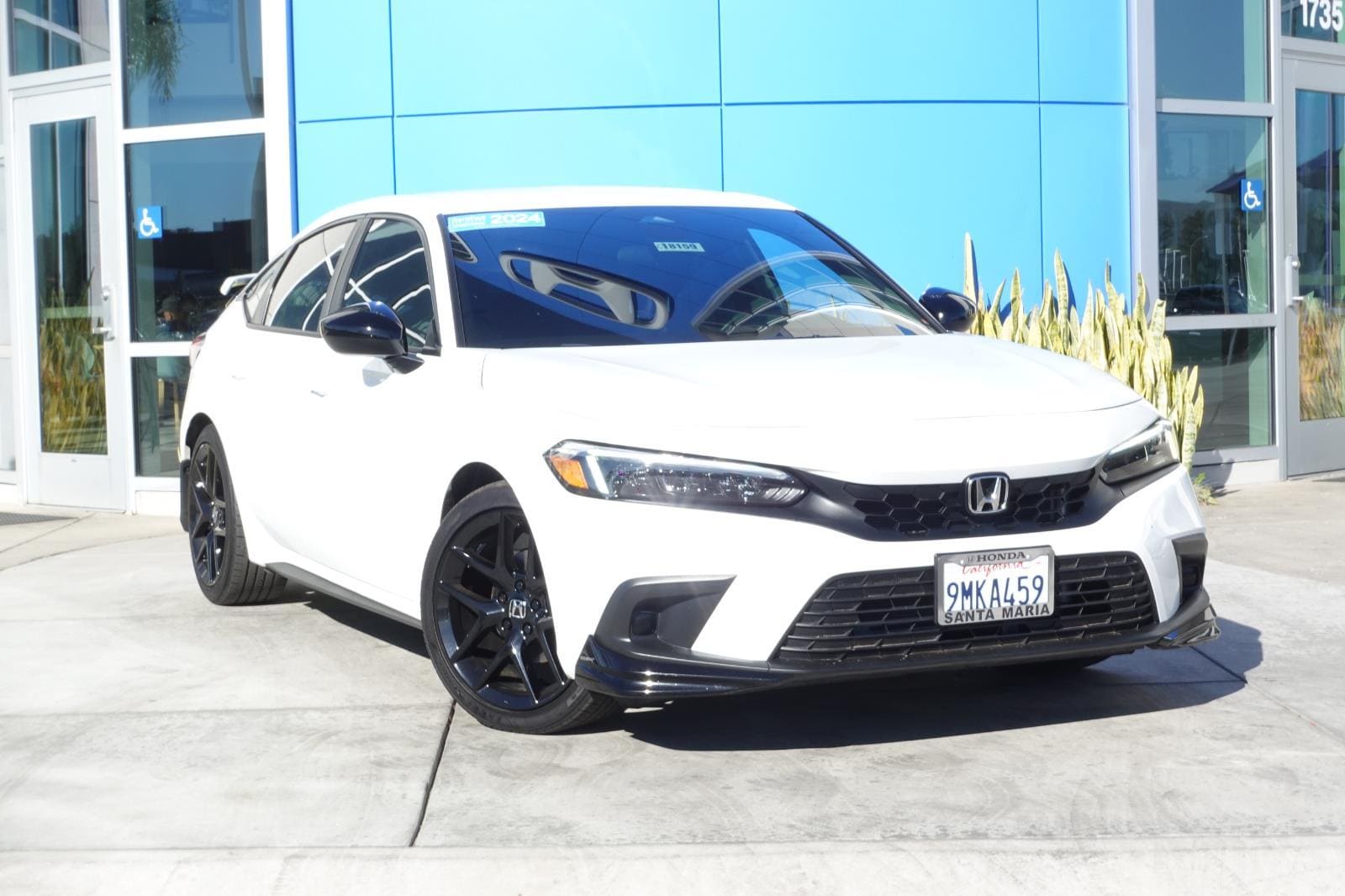 2024 Honda Civic Hatchback Sport's photo