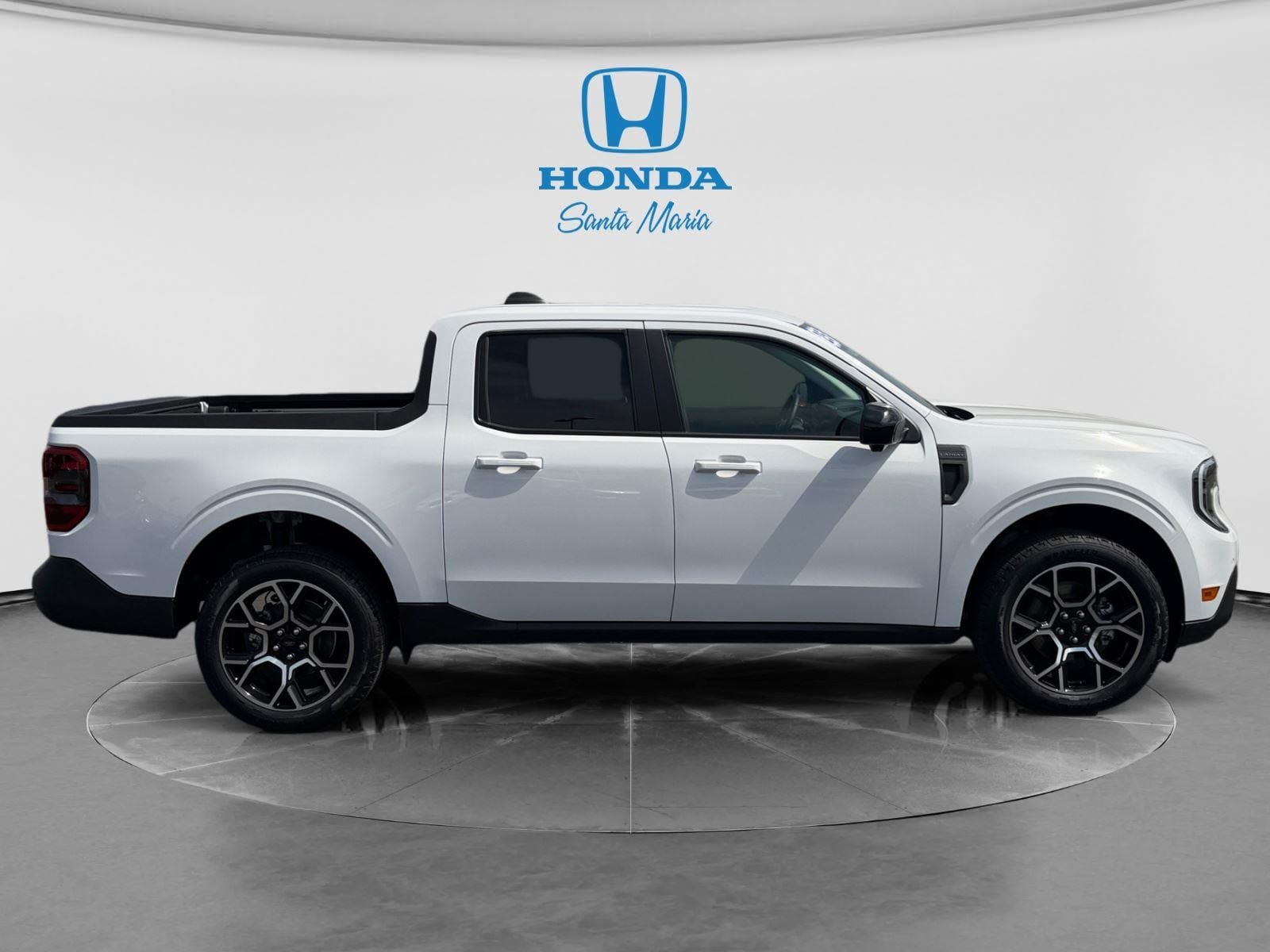 2025 Ford Maverick Lariat - Photo 9