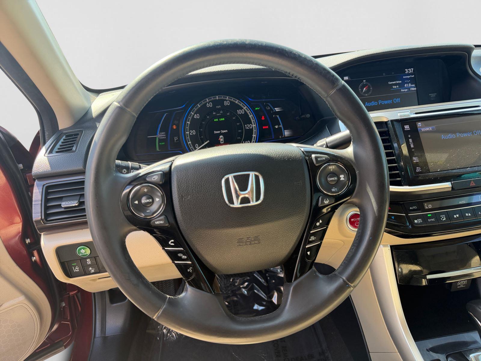 2017 Honda Accord Hybrid EX-L - Photo 14