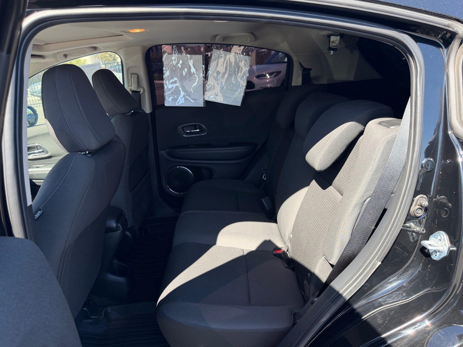 2022 Honda HR-V EX - Photo 17