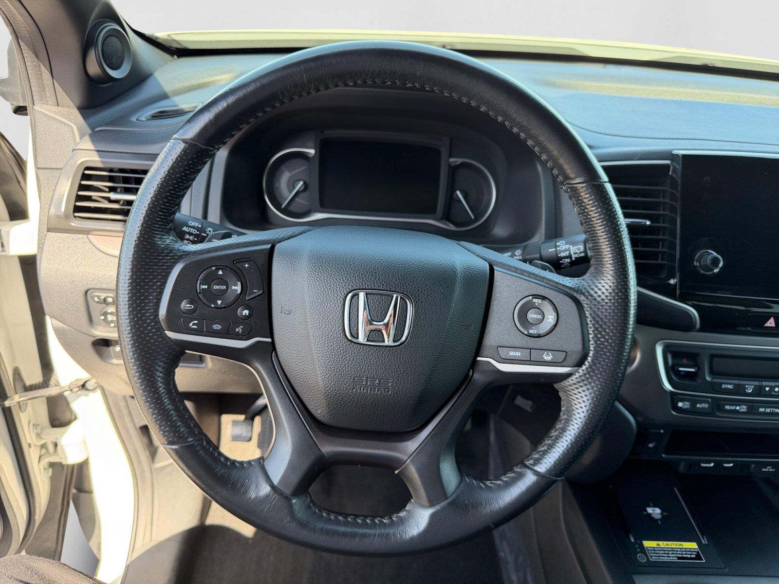 2024 Honda Passport EX-L - Photo 13