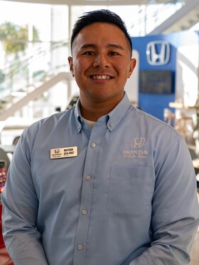 Staff member Matthew Dela Cruz from 1895da2bf3cd