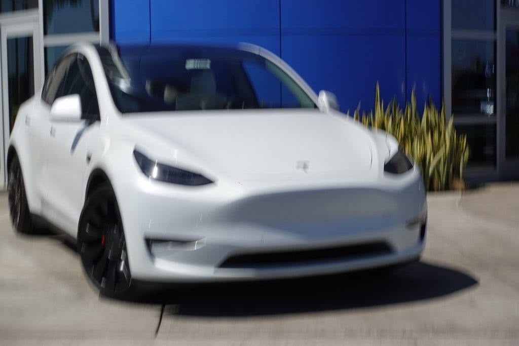 Used 2022 Tesla Model Y Performance with VIN 7SAYGDEF6NF387586 for sale in Santa Maria, CA
