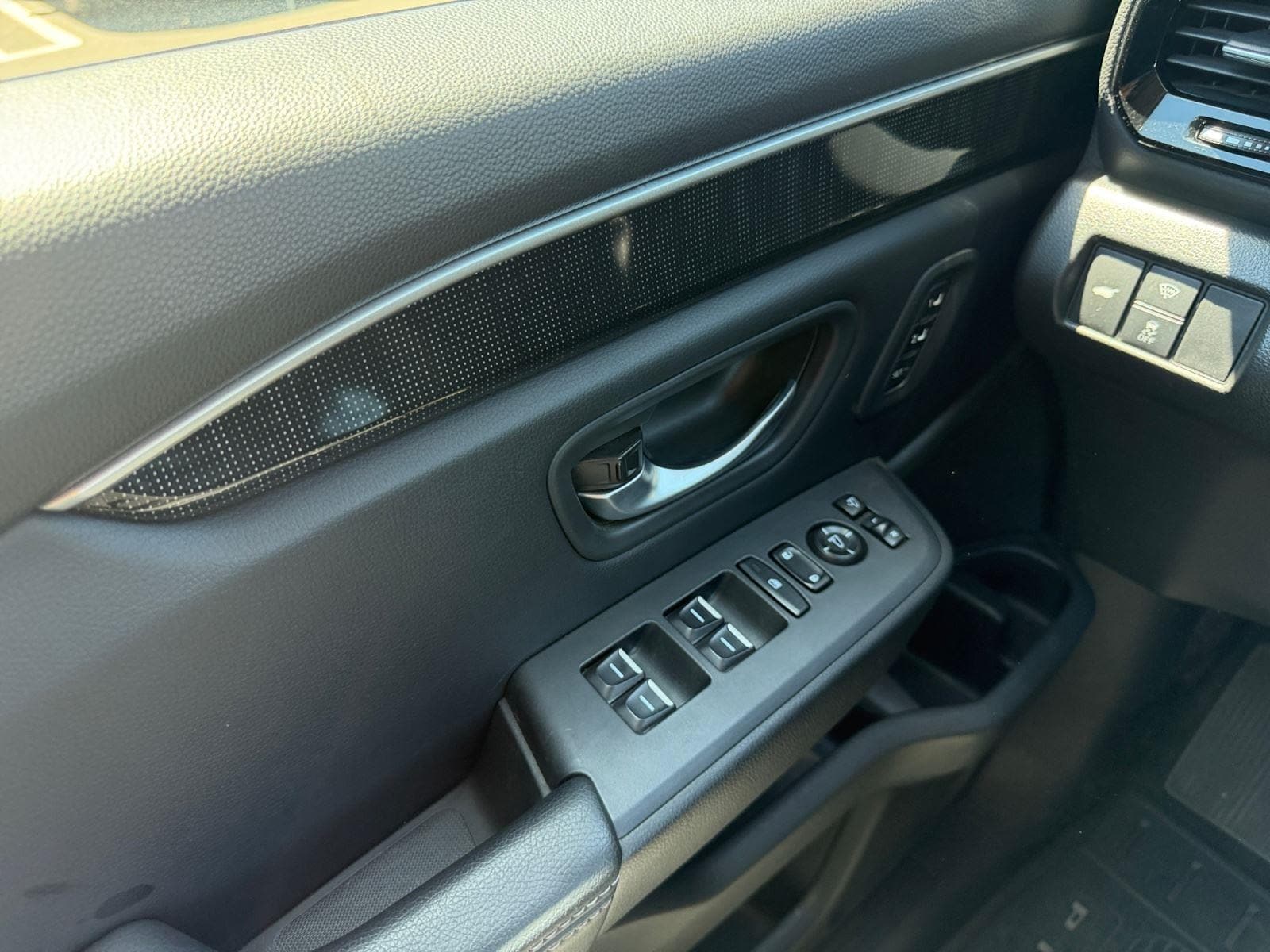 2024 Honda Pilot Elite - Photo 21