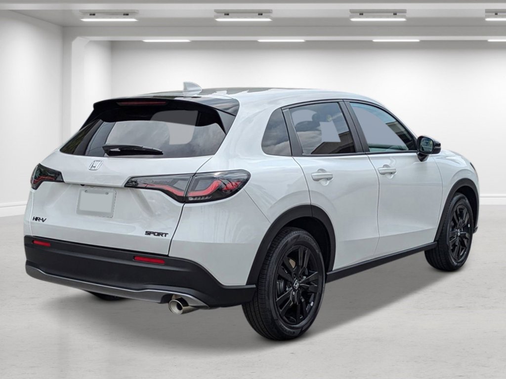 2026 Honda HR-V Sport photo 4