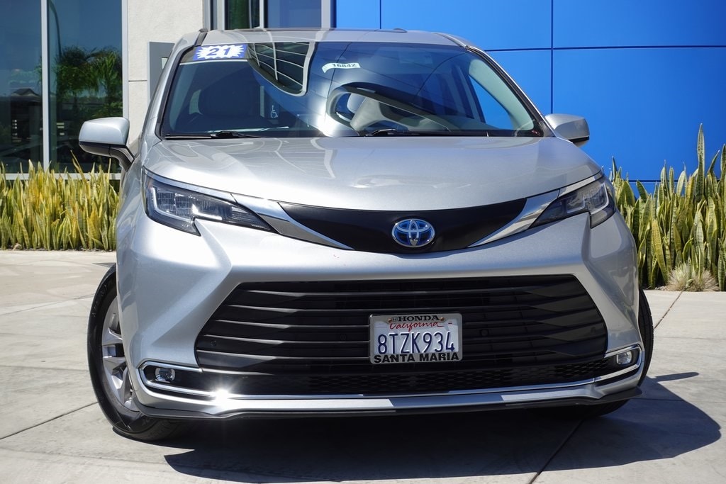 Used 2021 Toyota Sienna XLE with VIN 5TDYRKEC8MS005201 for sale in Santa Maria, CA