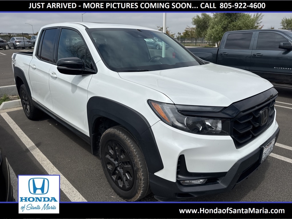 2022 Honda Ridgeline Black Edition