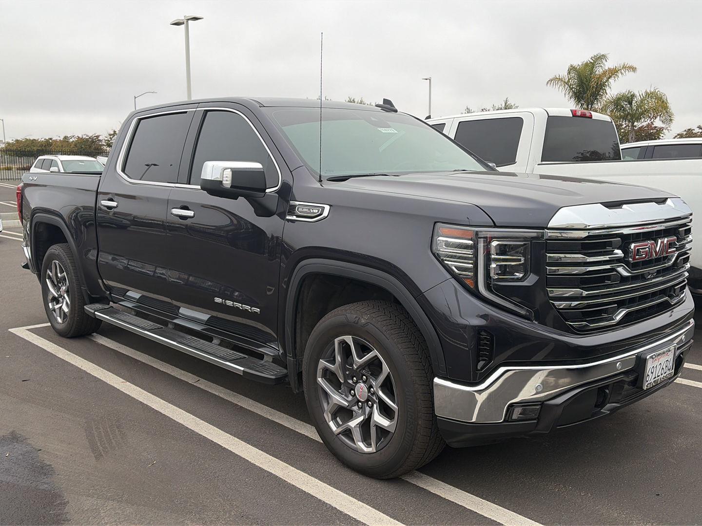 2024 GMC Sierra 4WD Crew Cab Short Box SLT's photo