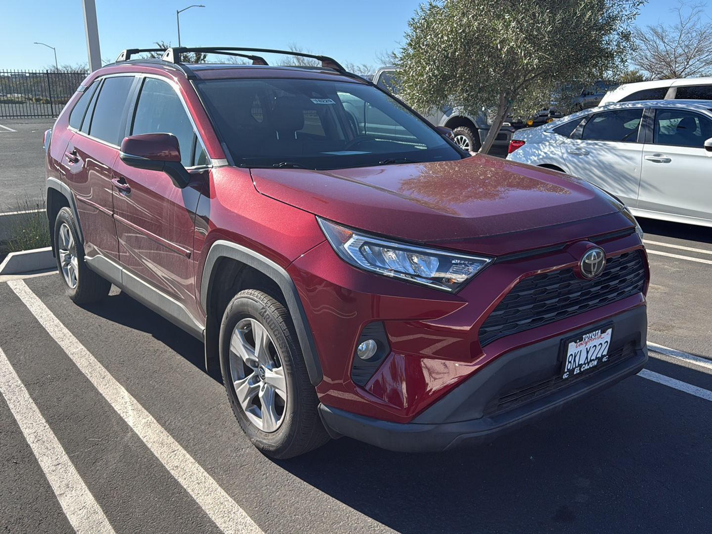 2019 Toyota RAV4 XLE's photo