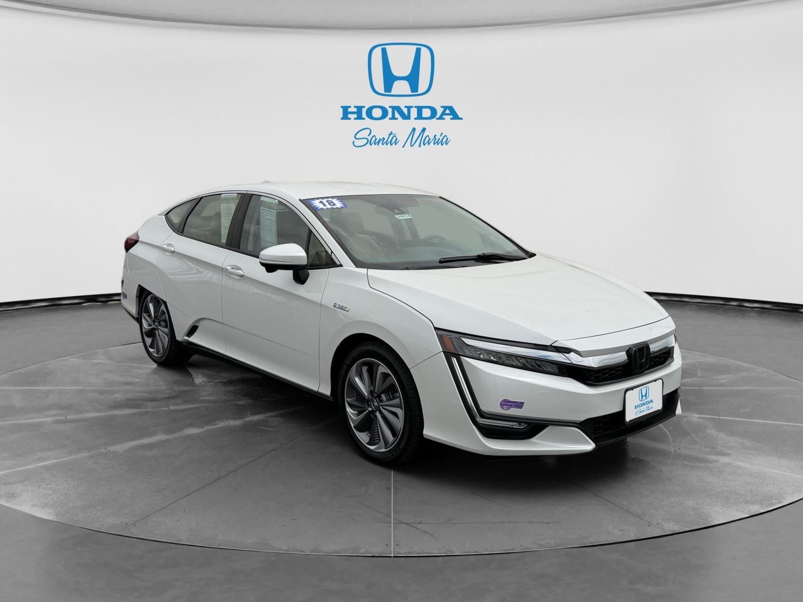 2018 Honda Clarity Touring Plug-In Hybrid's photo