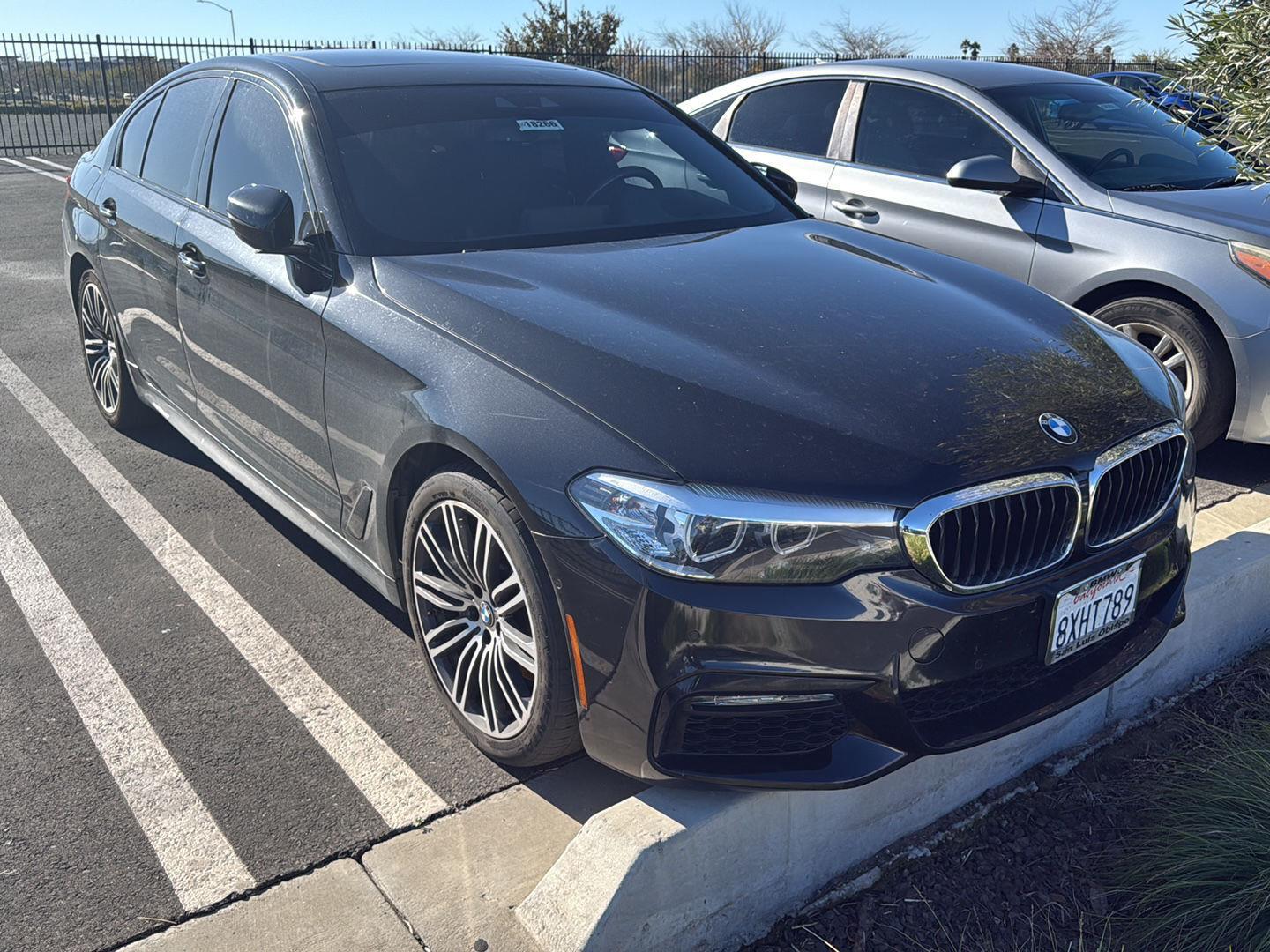 2018 BMW 5 Series 530e's photo
