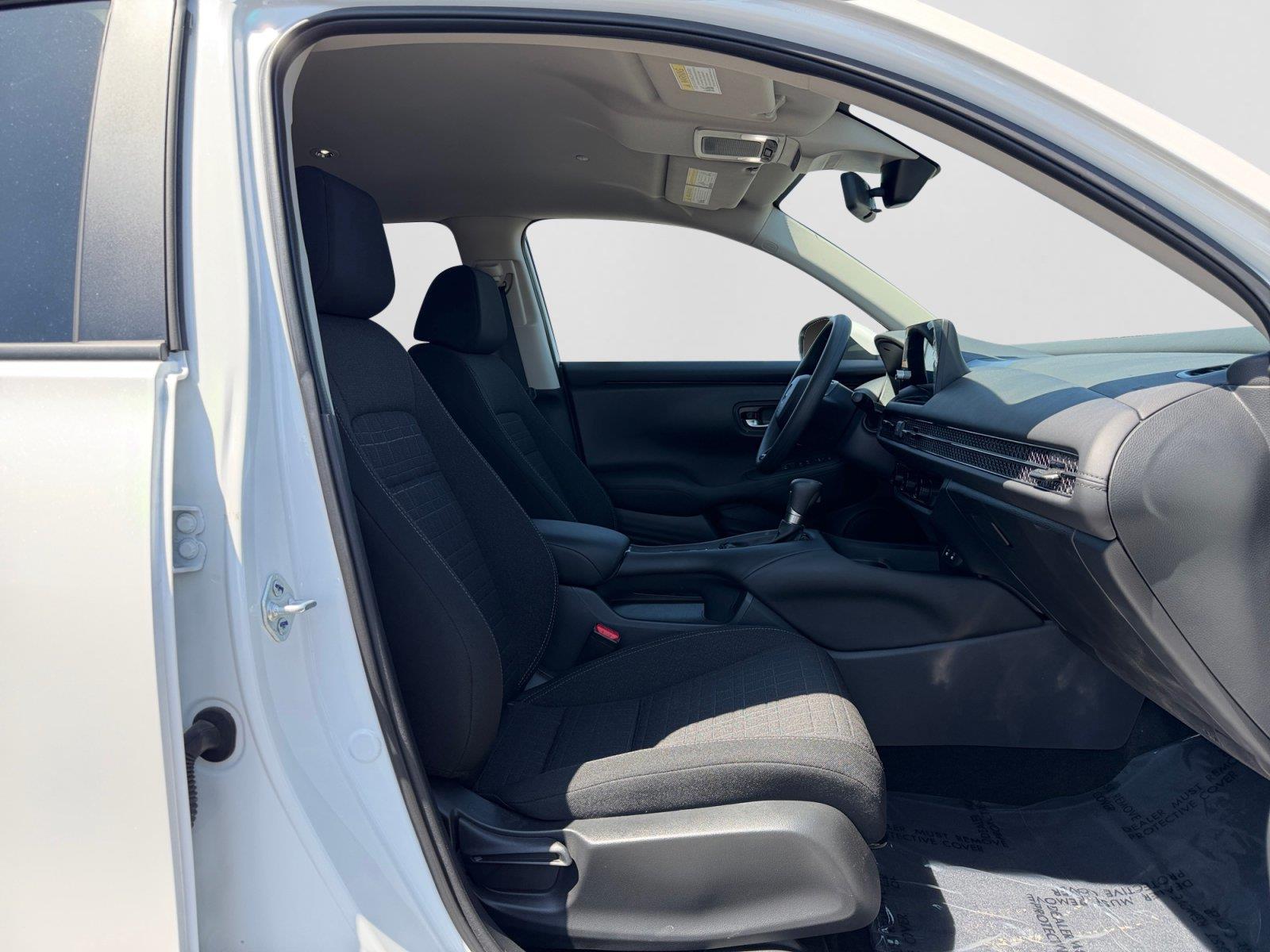 2026 Honda HR-V LX - Photo 12