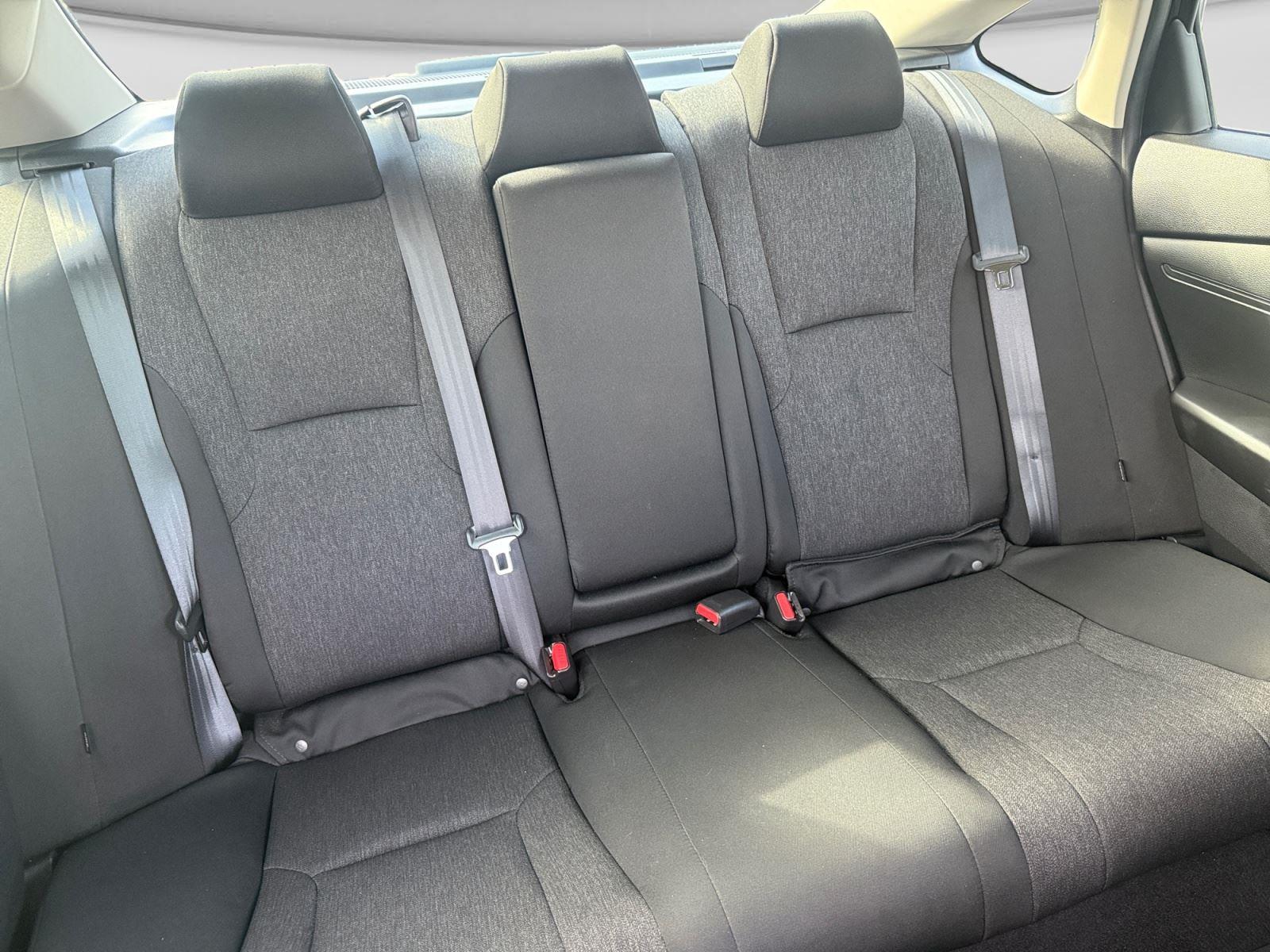 2025 Honda Accord SE - Photo 10