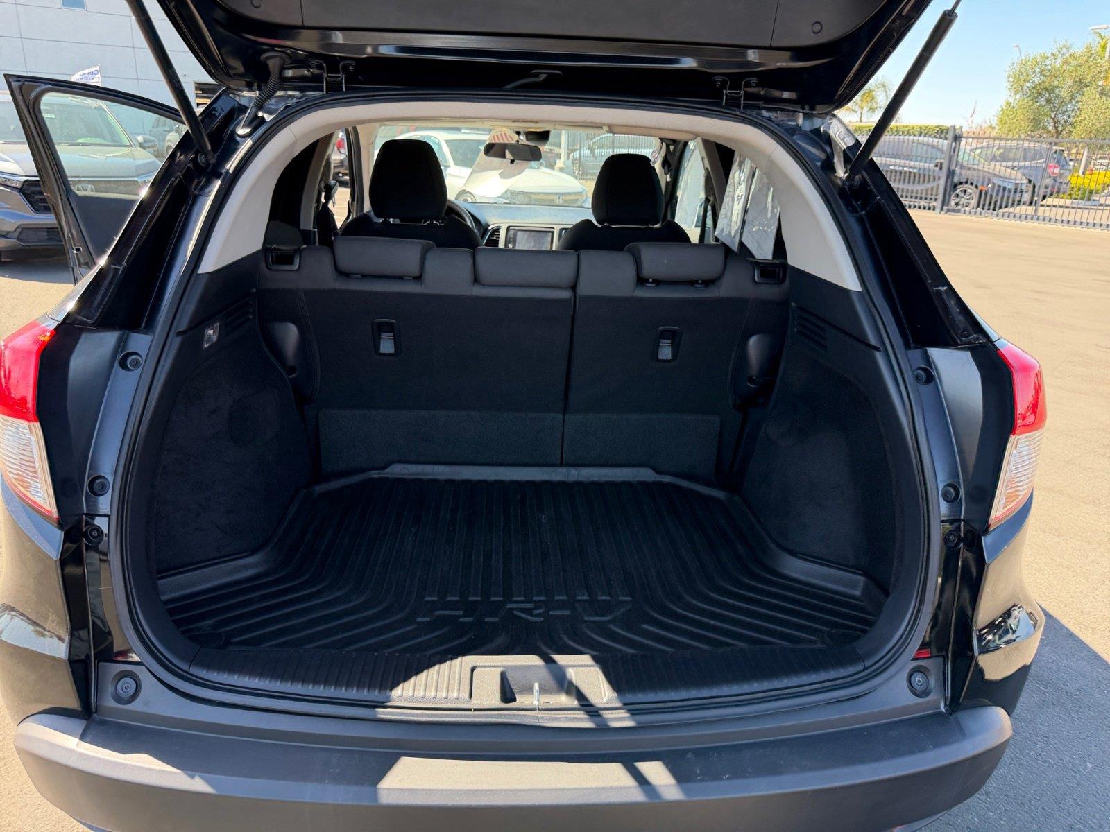 2022 Honda HR-V EX - Photo 18
