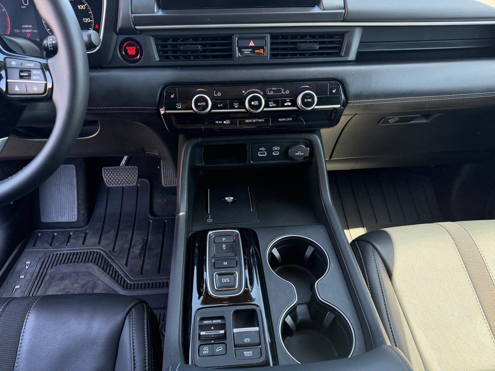 2025 Honda Pilot EX-L - Photo 18