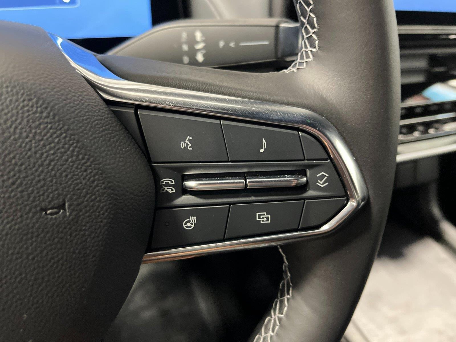 2026 Honda Prologue Elite - Photo 17