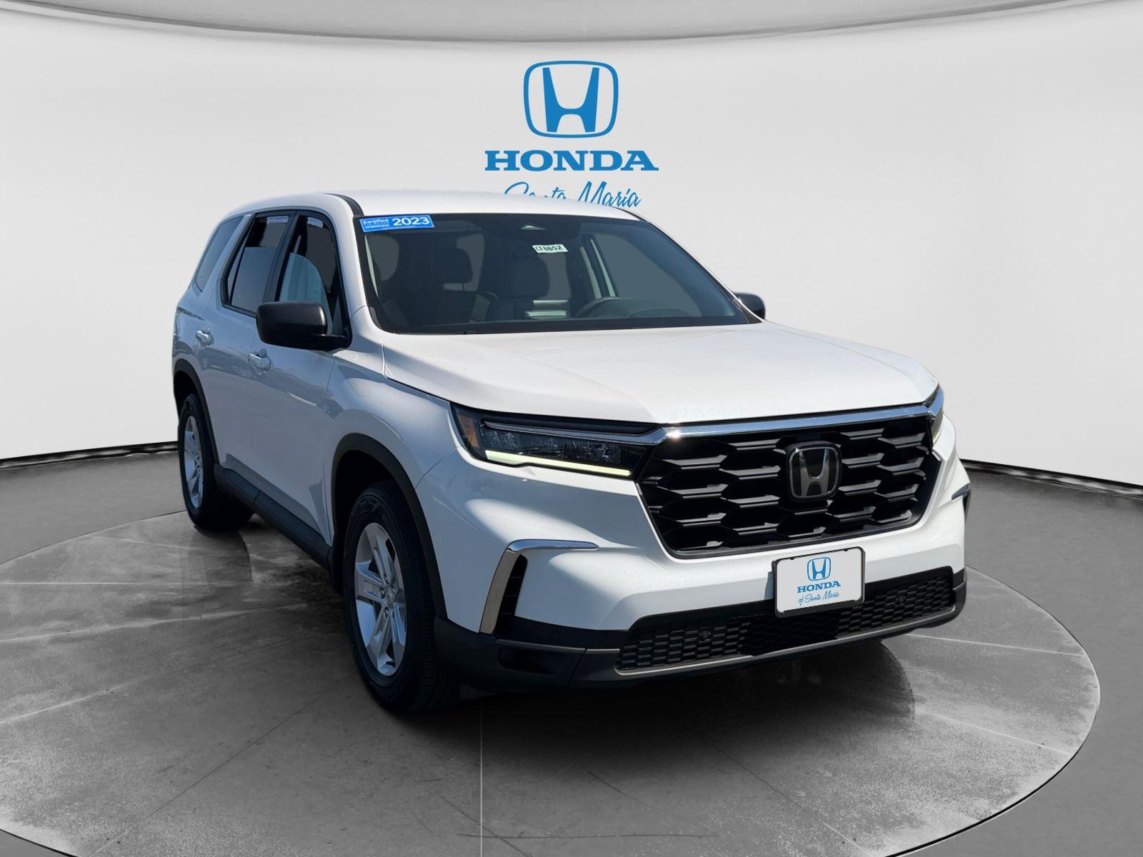 2023 Honda Pilot LX 2WD's photo