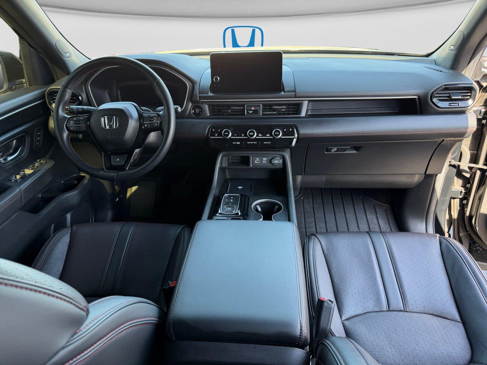 2025 Honda Pilot Black Edition - Photo 11