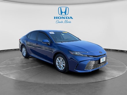 2025 Toyota Camry LE Sedan