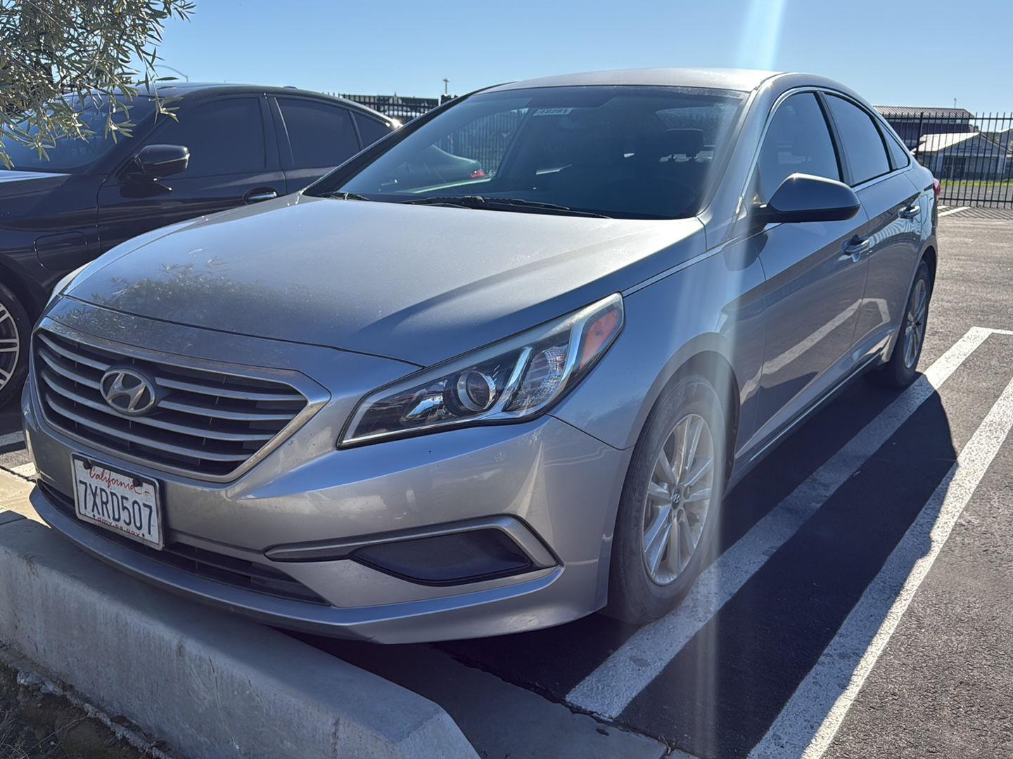 2016 Hyundai Sonata SE's photo
