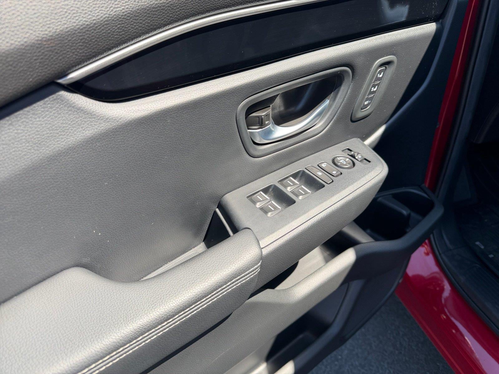 2025 Honda Pilot EX-L - Photo 17