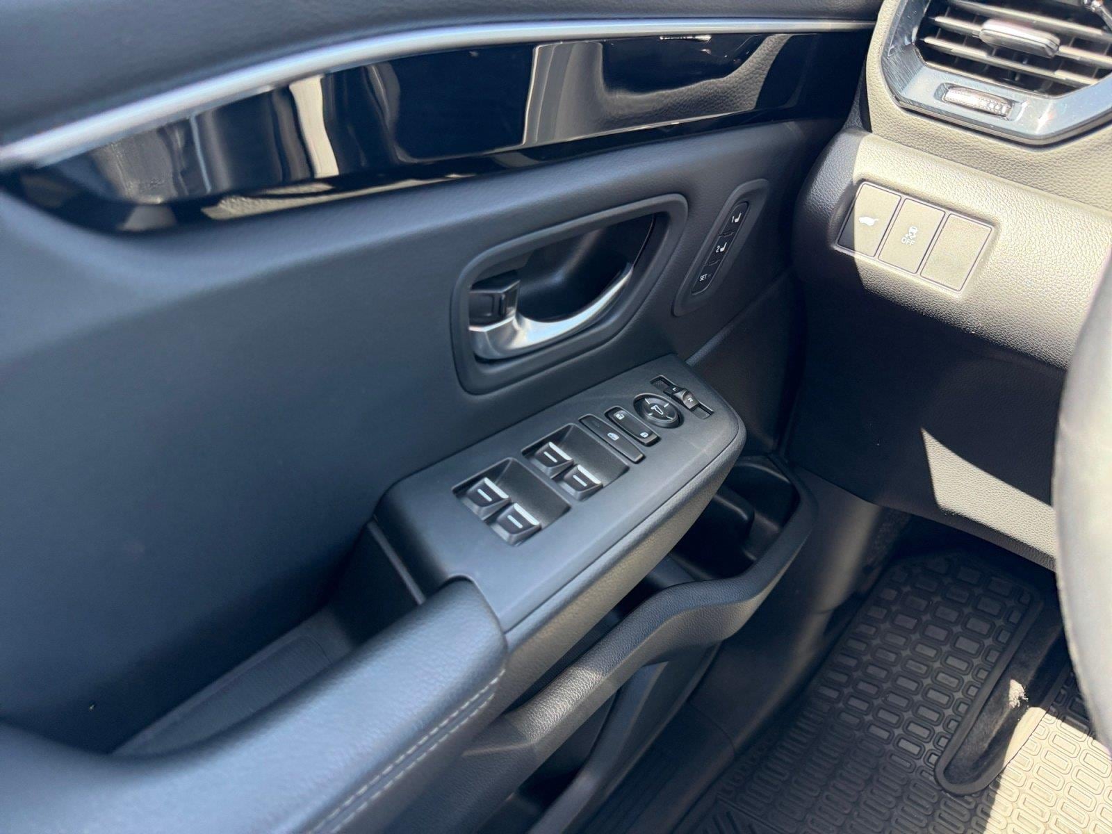 2025 Honda Pilot EX-L - Photo 21