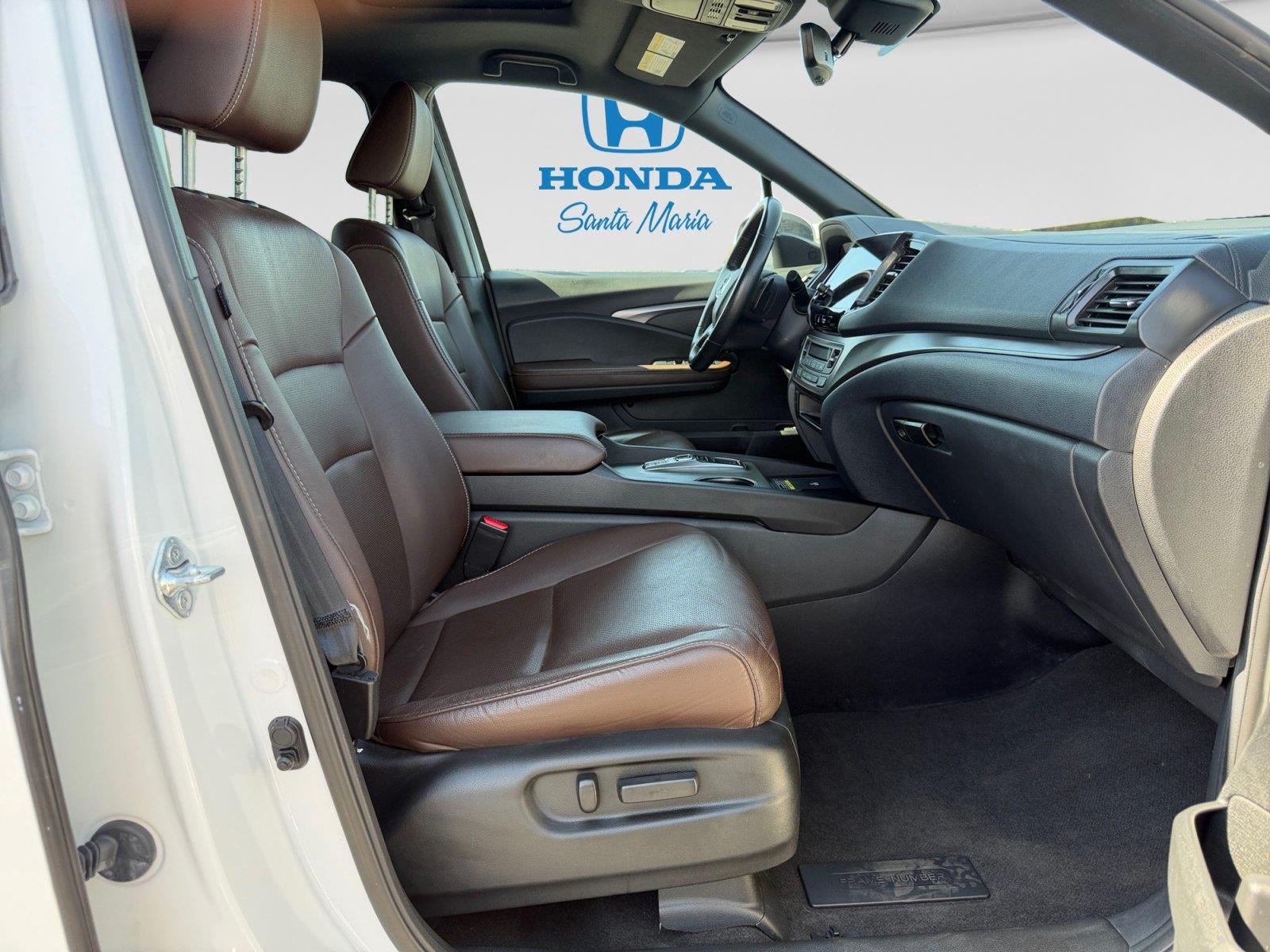 2024 Honda Passport EX-L - Photo 11