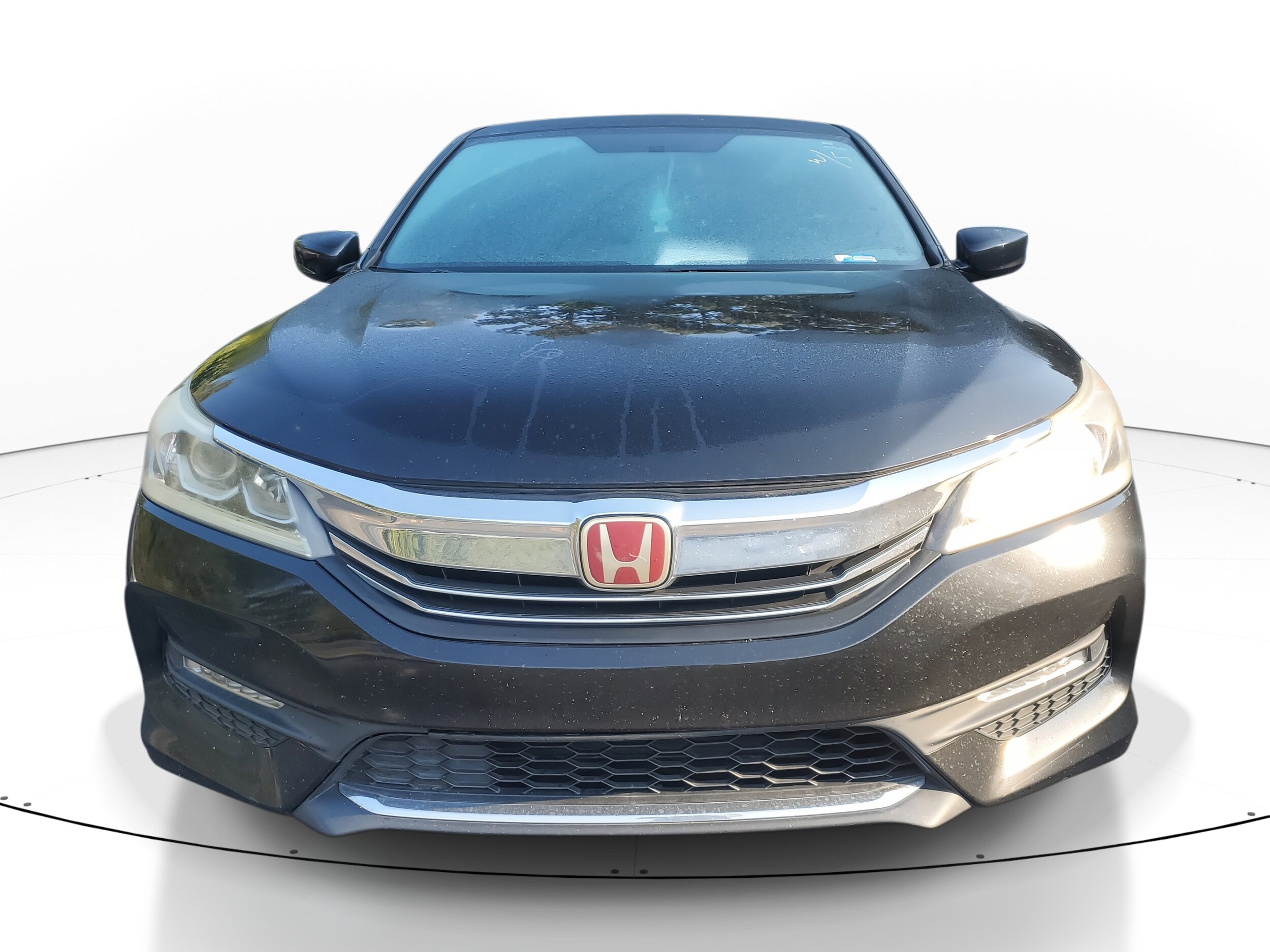 2017 Honda Accord Sport photo 2