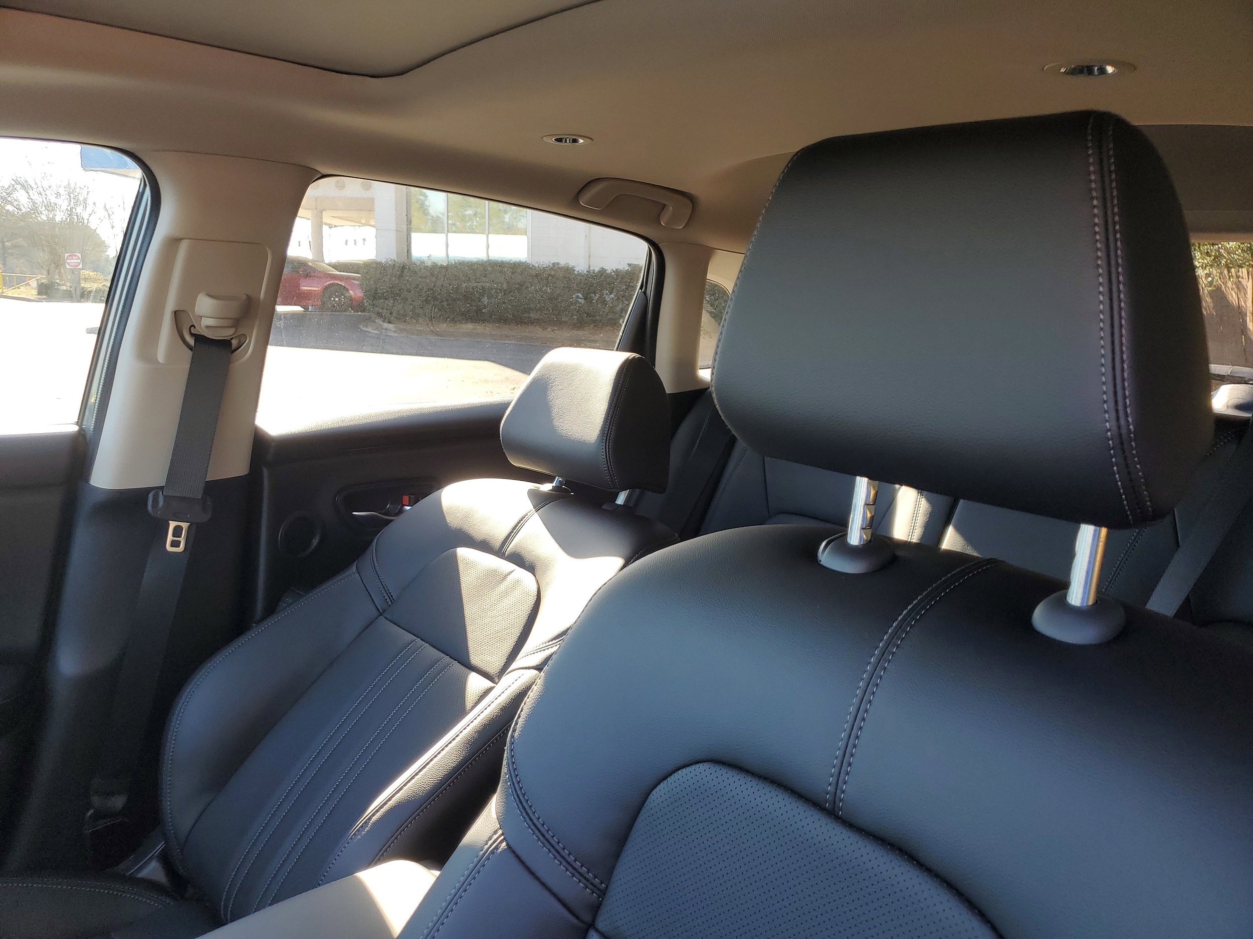 2026 Honda HR-V EX-L - Photo 12
