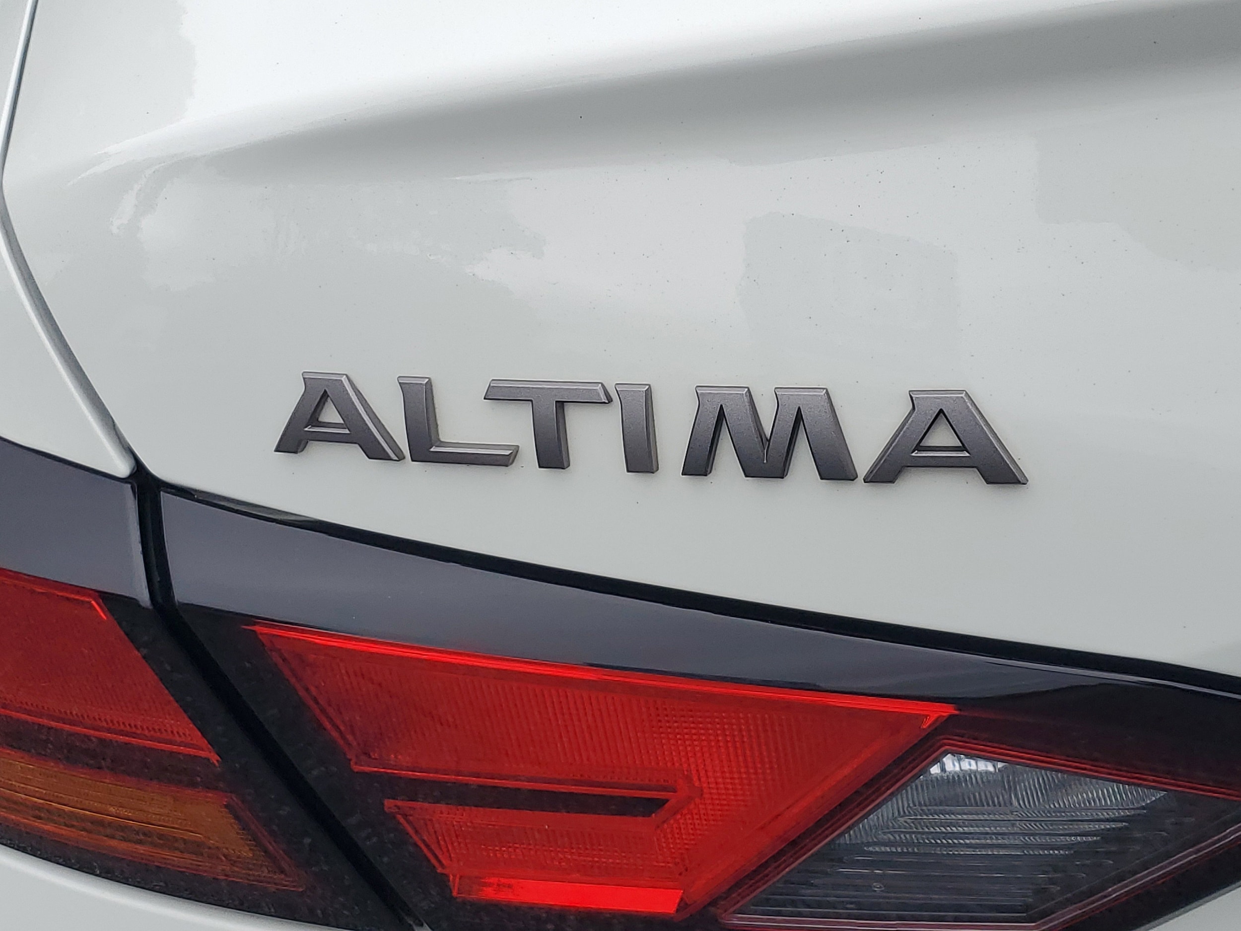 2025 Nissan Altima SV - Photo 7