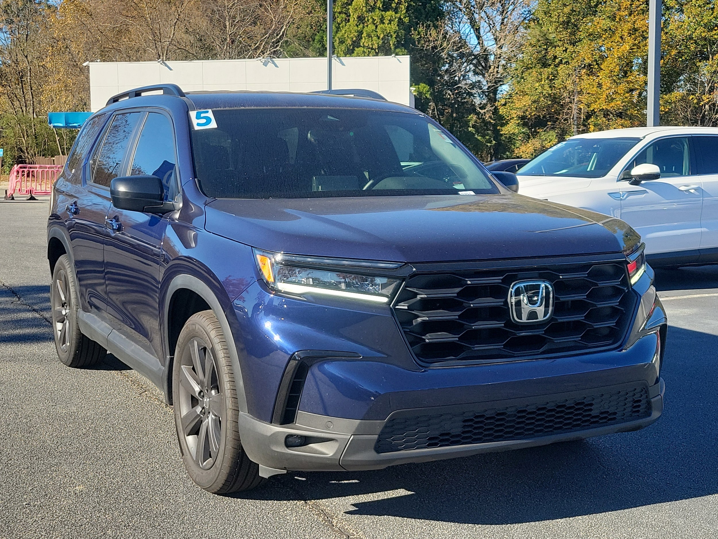 2025 Honda Pilot Sport's photo