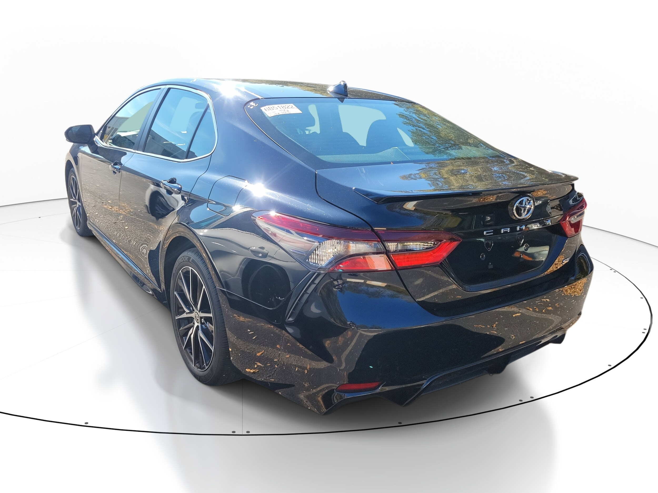 2024 Toyota Camry SE photo 4