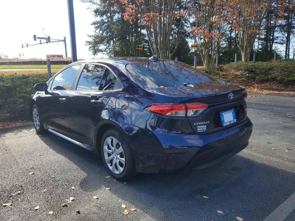 2024 Toyota Corolla LE photo 3