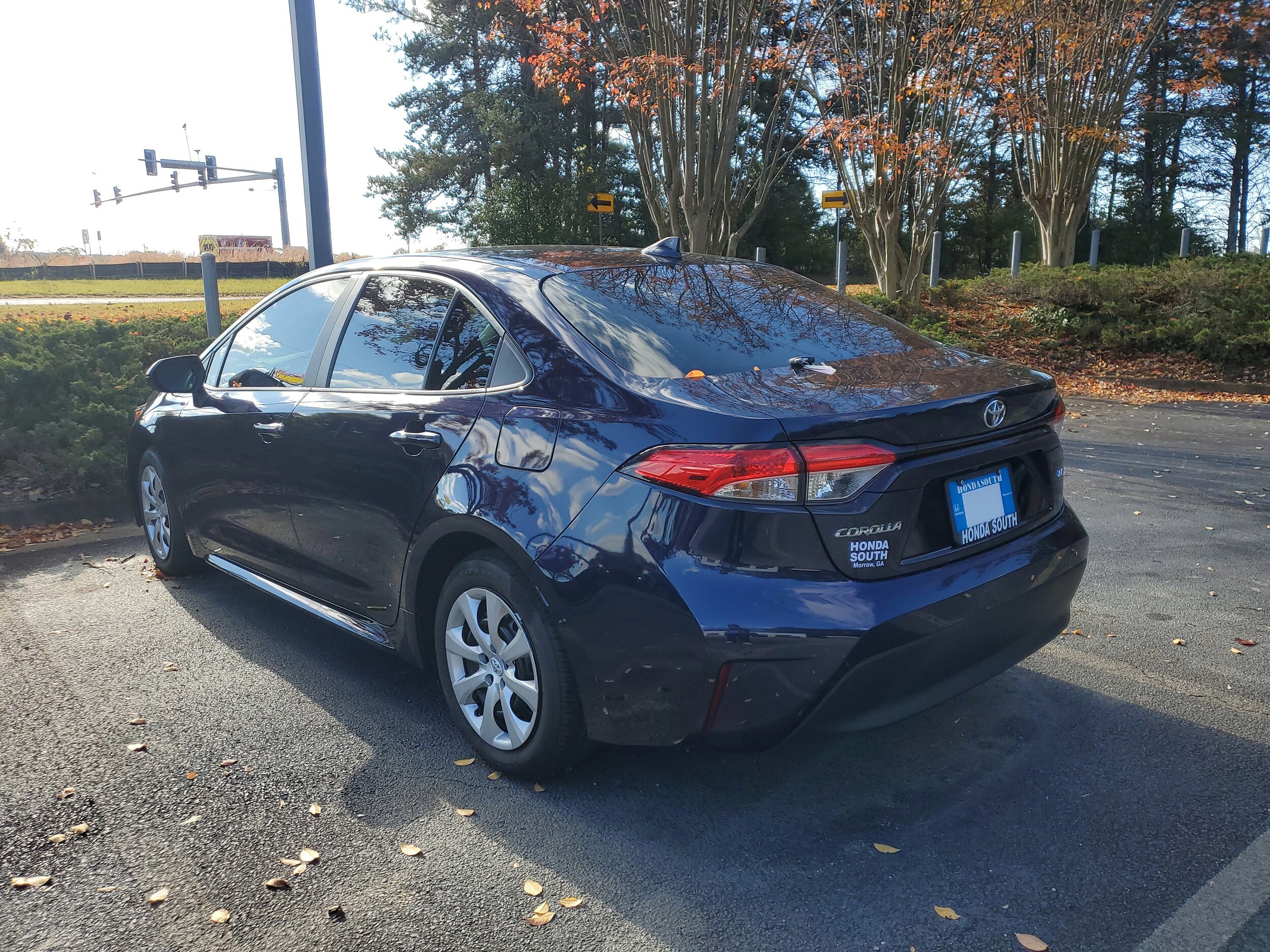 2024 Toyota Corolla LE photo 3