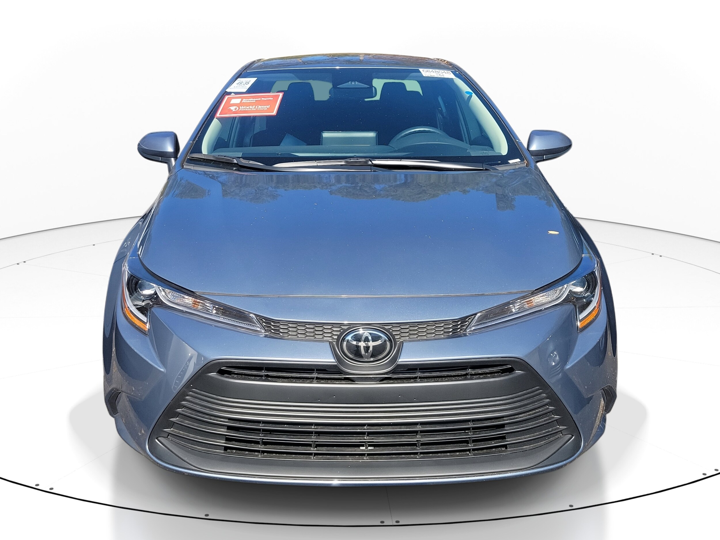2025 Toyota Corolla LE photo 2