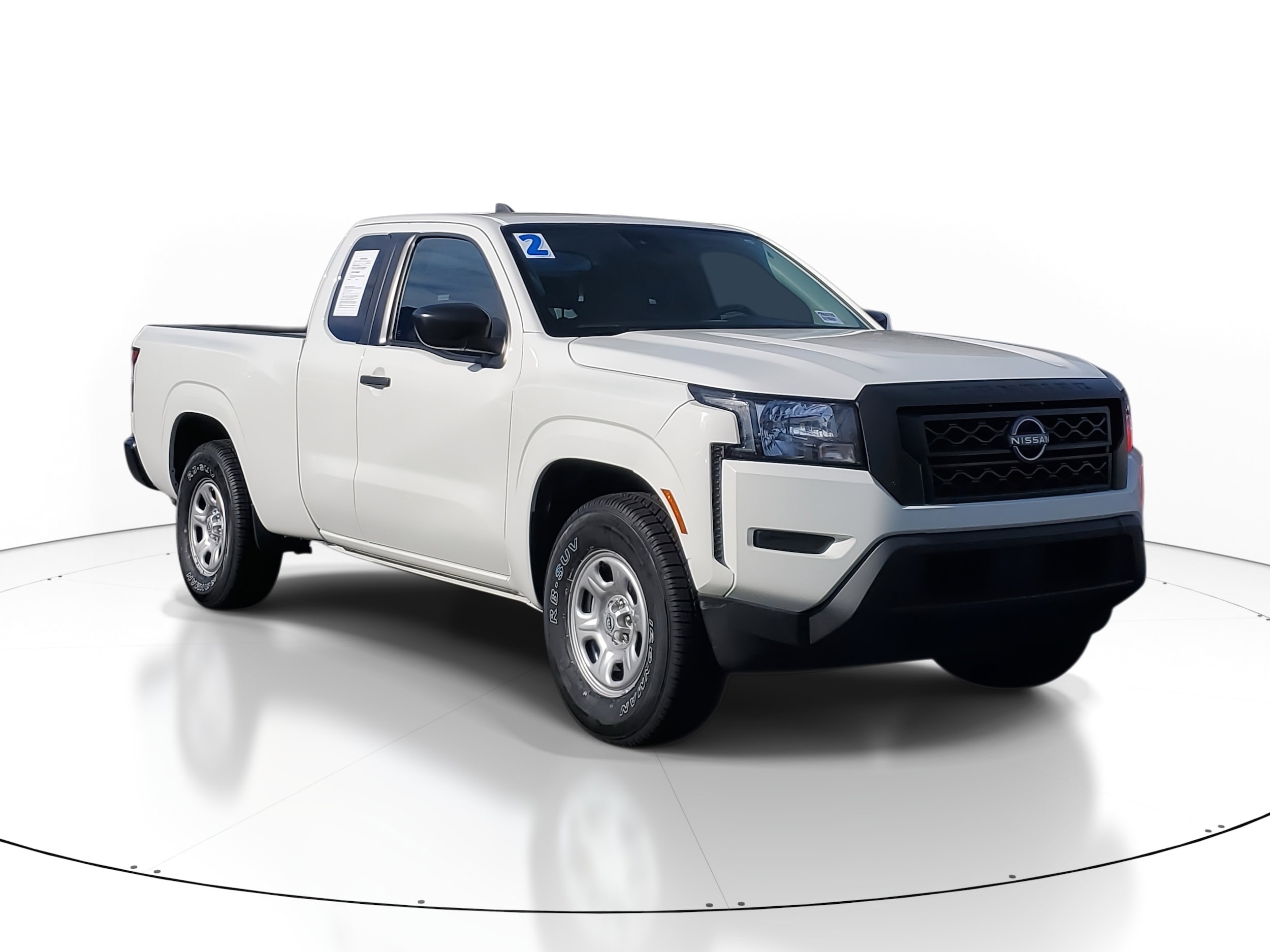 2022 Nissan Frontier S's photo