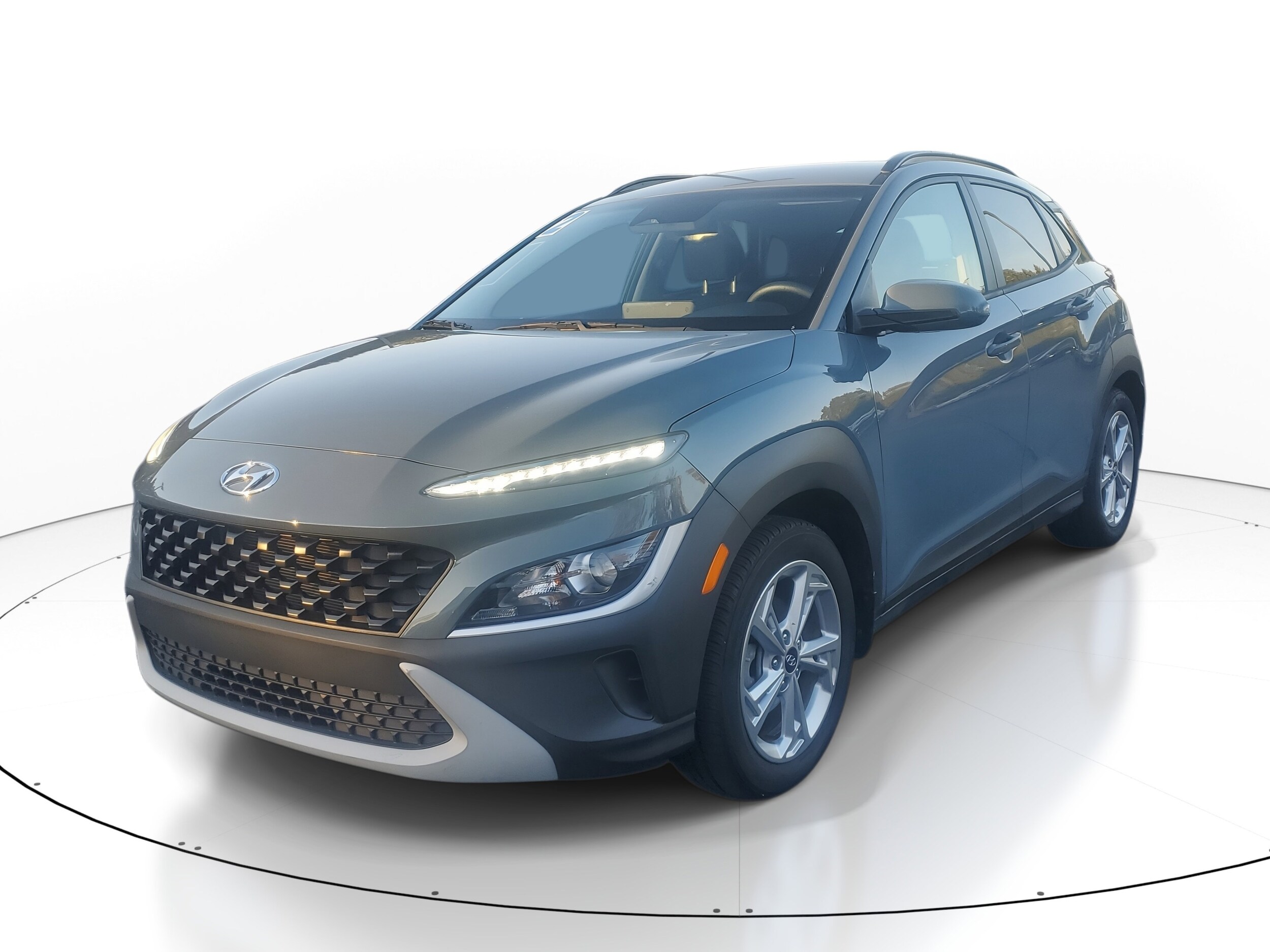 2022 Hyundai Kona SEL photo 3