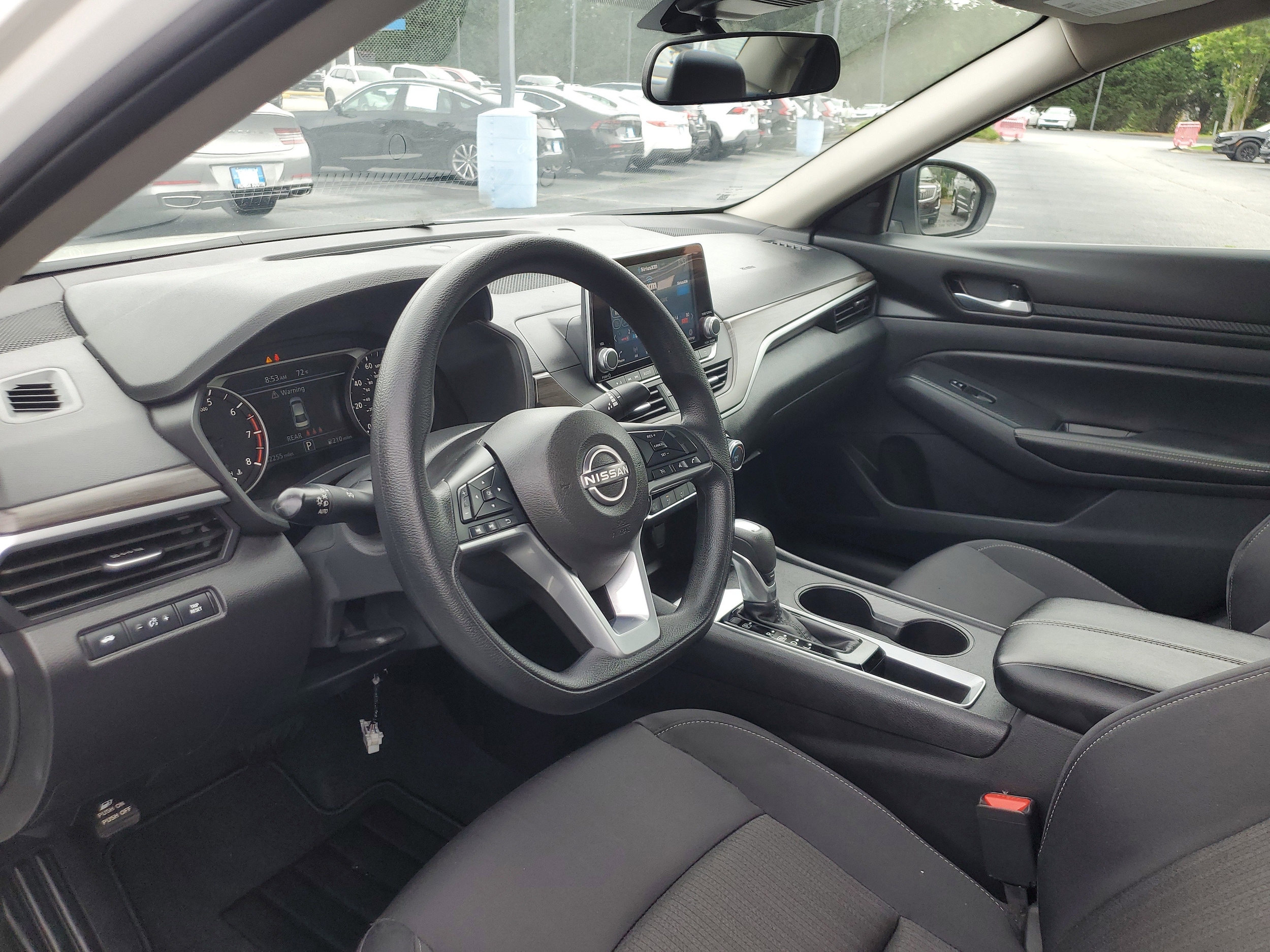 2025 Nissan Altima SV - Photo 18