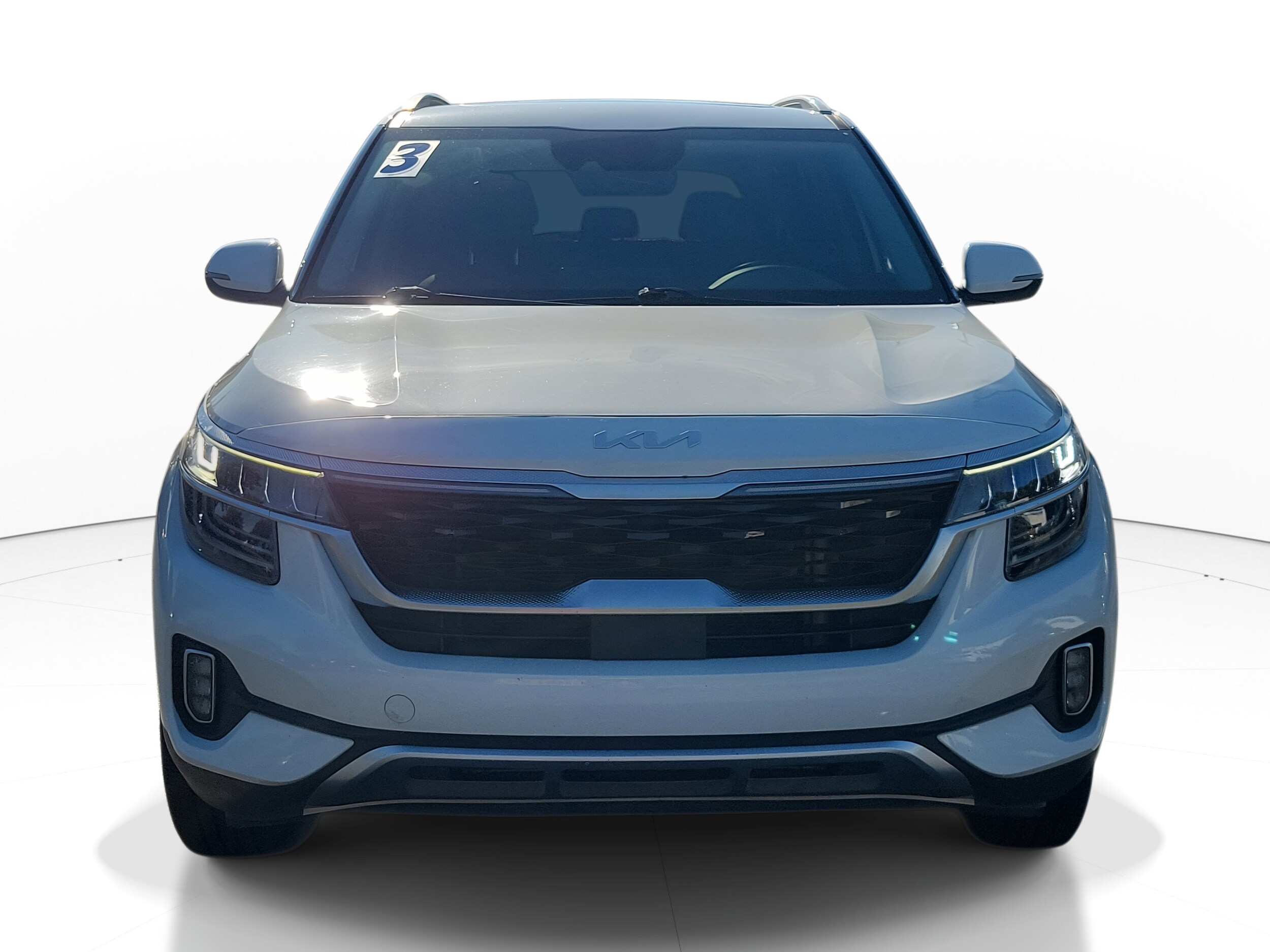 2023 Kia Seltos SX photo 2