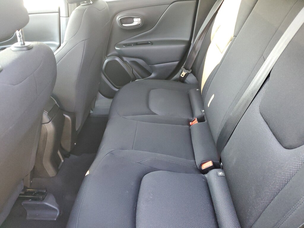 2023 Jeep Renegade Latitude Upland photo 8