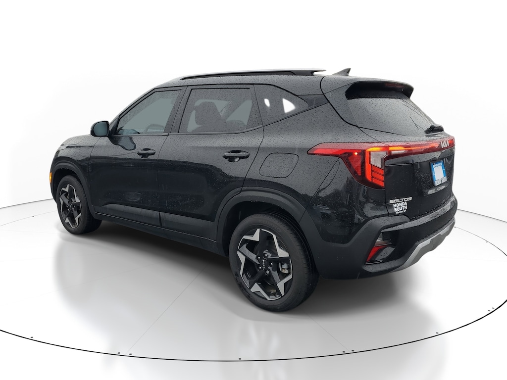 Used 2025 Kia Seltos S SUV