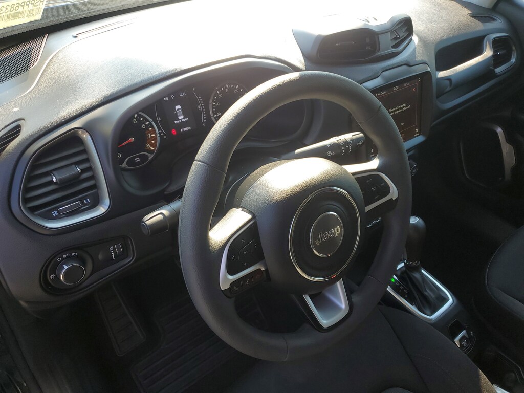 2023 Jeep Renegade Latitude Upland photo 15