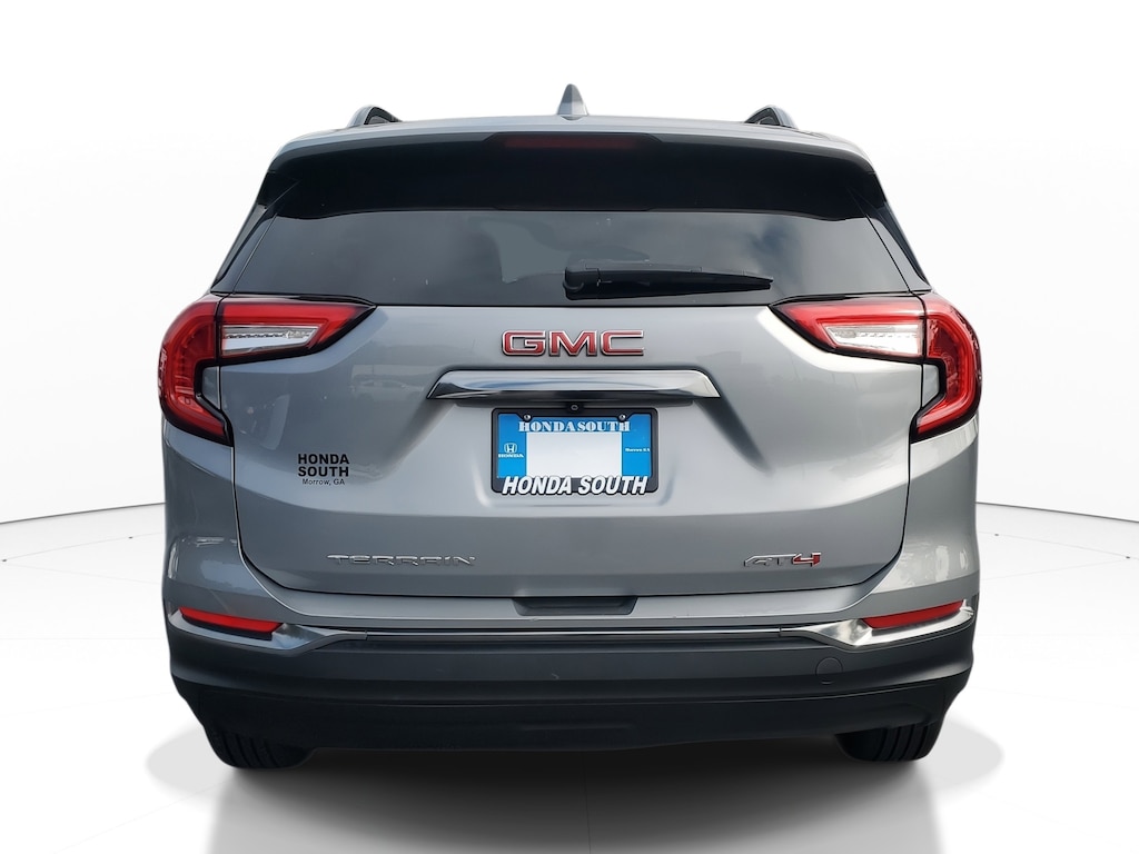 Used 2023 GMC Terrain AT4 SUV