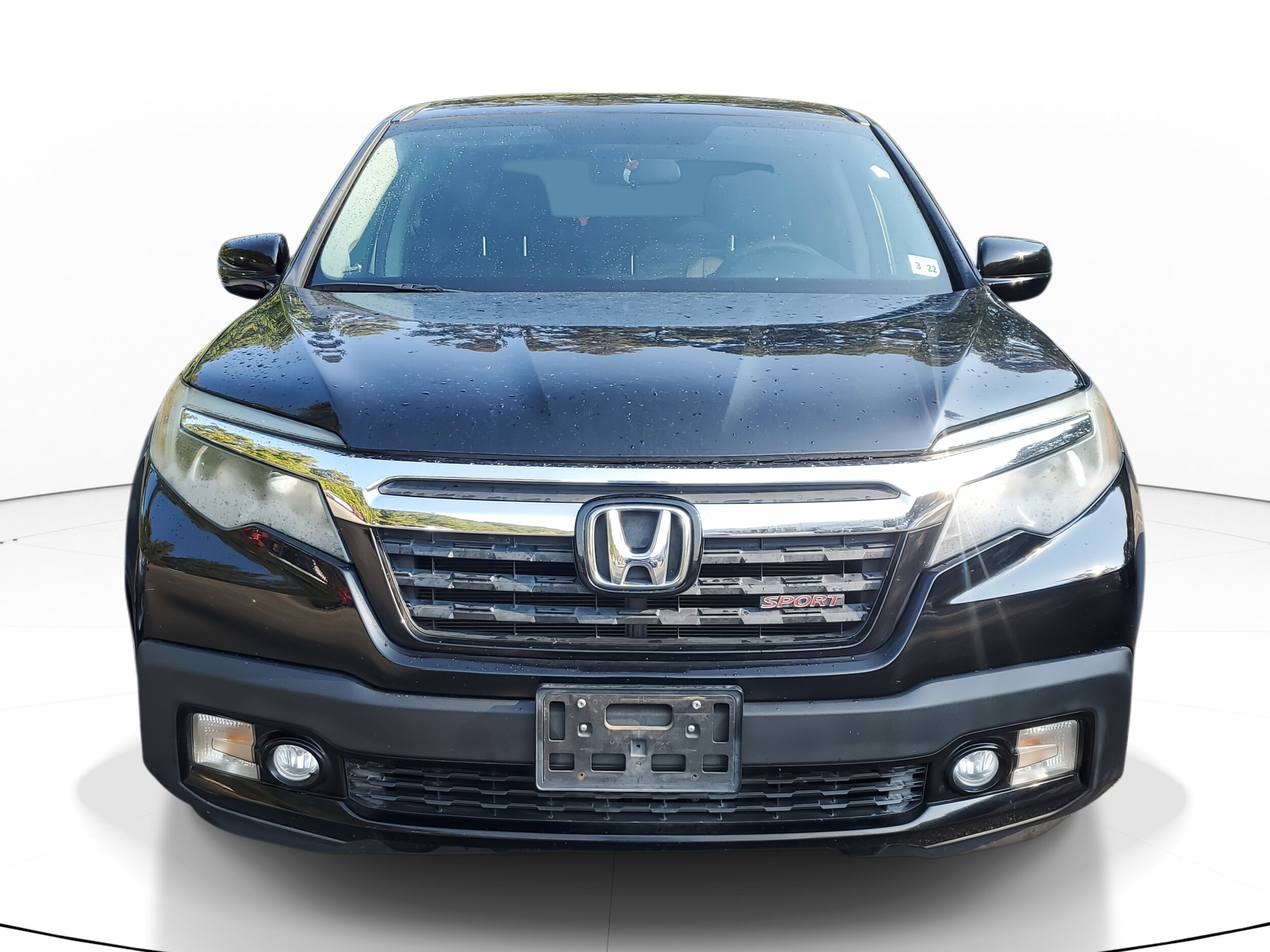 2017 Honda Ridgeline Sport photo 2