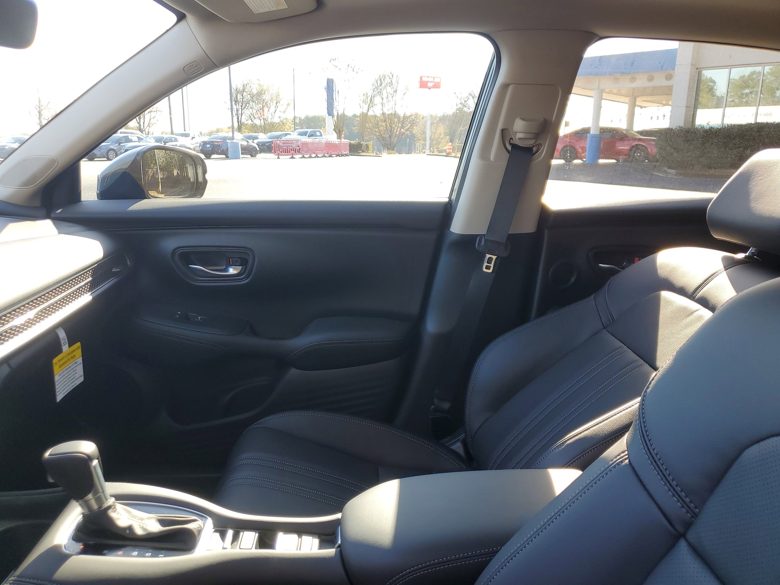 2026 Honda HR-V EX-L - Photo 13
