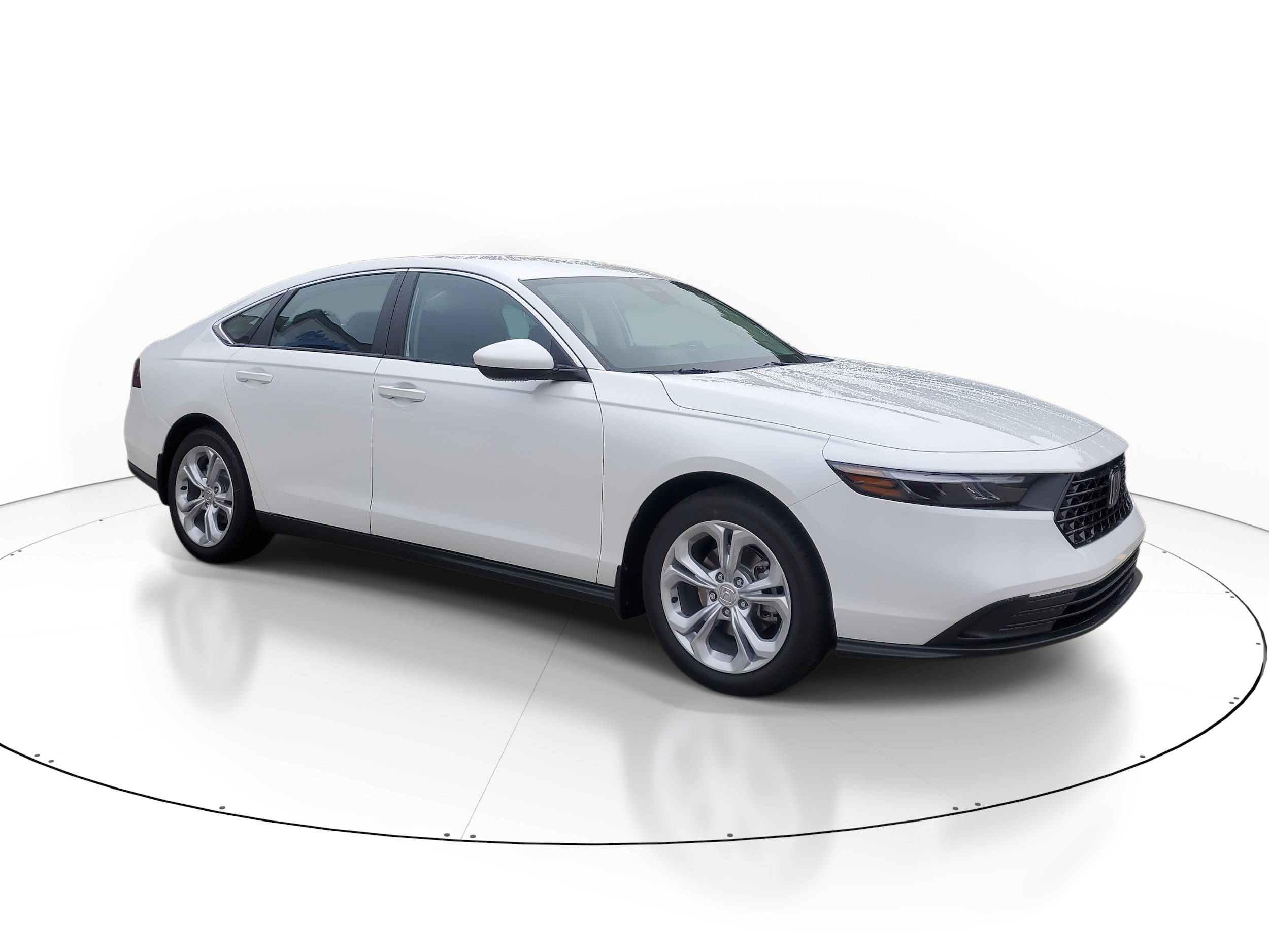 2025 Honda Accord LX's photo