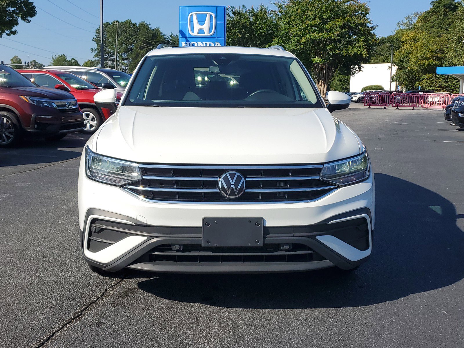 Used 2022 Volkswagen Tiguan SE with VIN 3VV2B7AXXNM162974 for sale in Morrow, GA