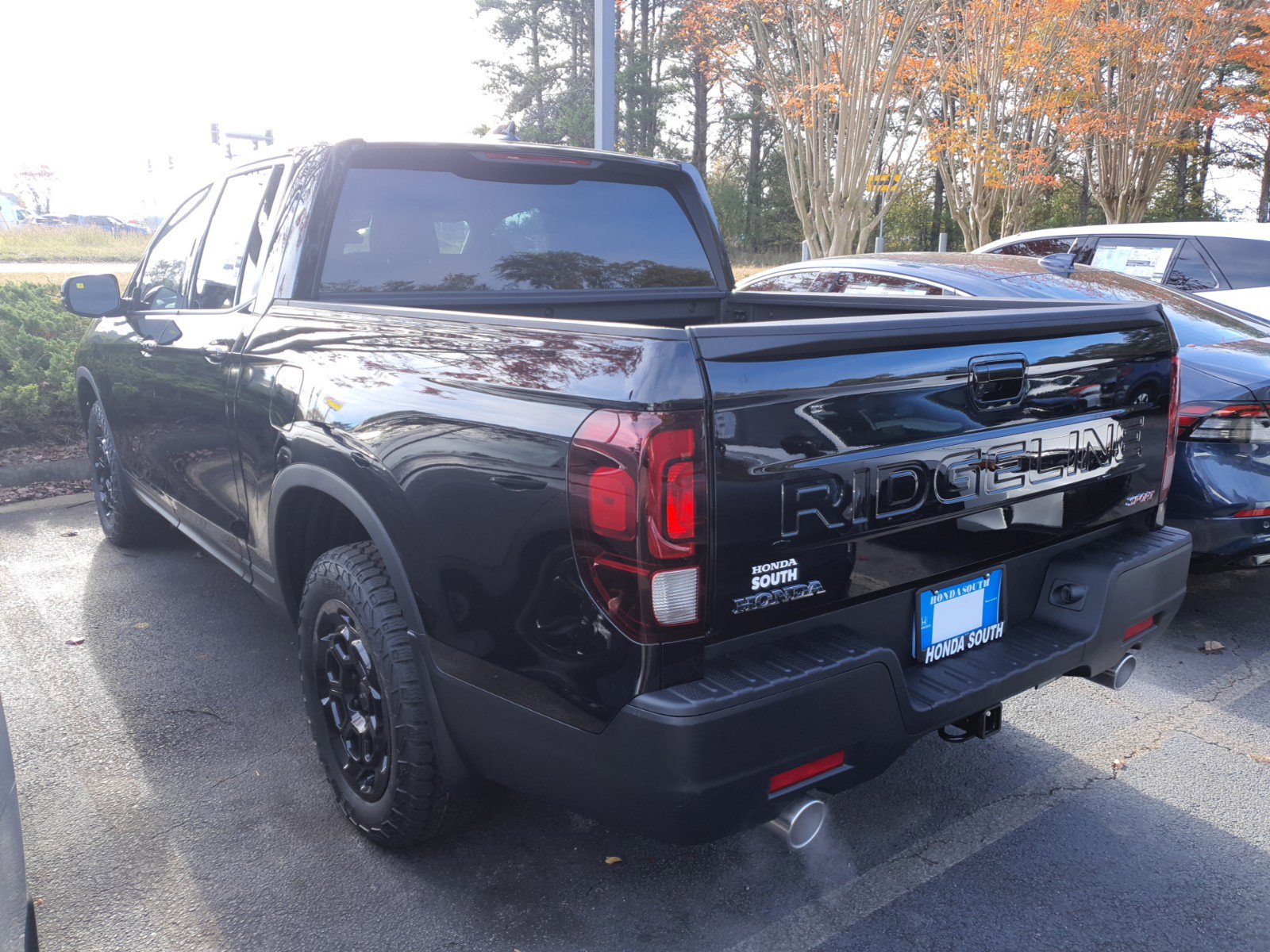 2025 Honda Ridgeline Sport photo 3