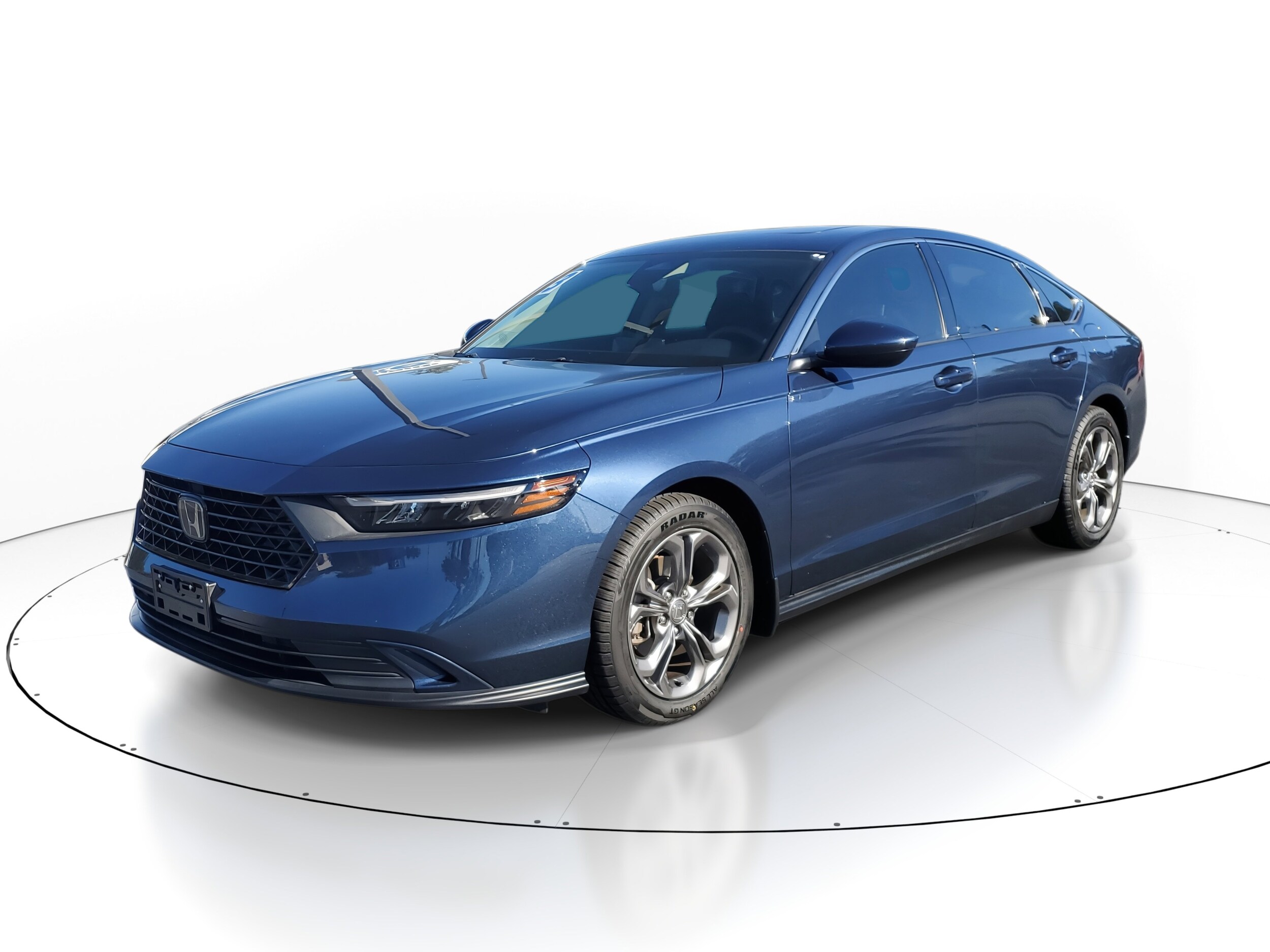 2023 Honda Accord EX 1.5T photo 3